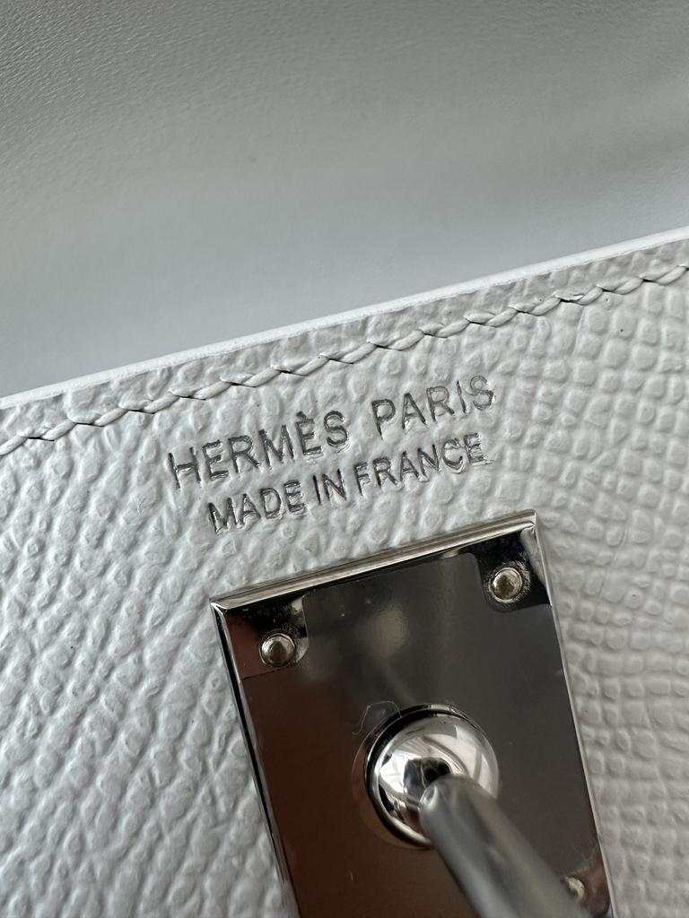 Kelly Mini II Second Generation in Pure White Epsom Leather with Silver Hardware