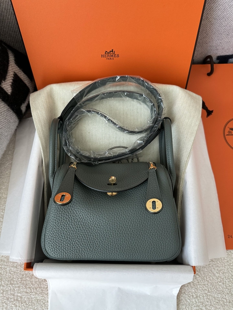 Lindy Mini TC Clemence Calfskin Leather CC63 Vert Amande Almond Green Gold Hardware