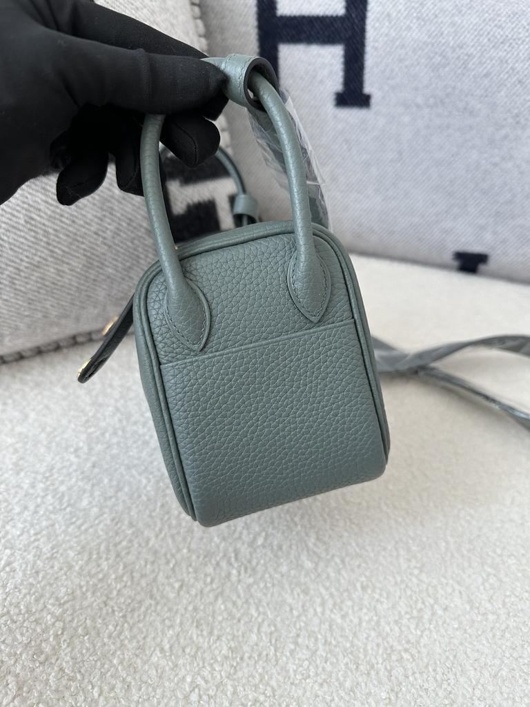 Lindy Mini TC Clemence Calfskin Leather CC63 Vert Amande Almond Green Gold Hardware