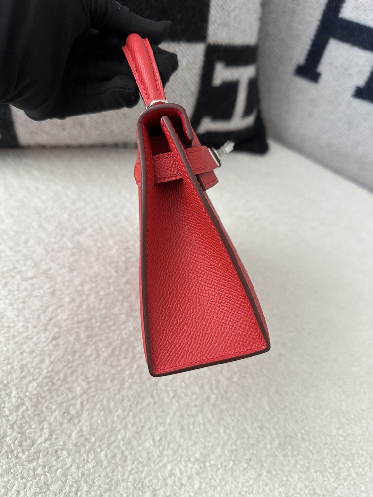 Kelly Mini II Second Generation in Imported Epsom Leather, S3 Rouge De Coeur with Silver Hardware