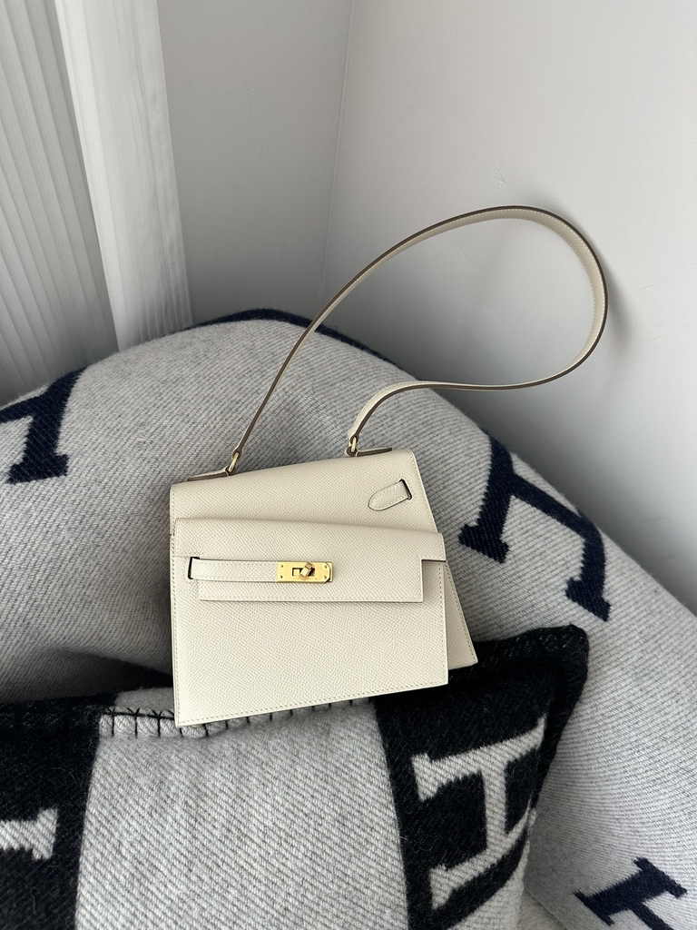 Kelly Desordre 20cm Epsom Textured Calfskin Leather CC10 Carie Milkshake White Gold Hardware