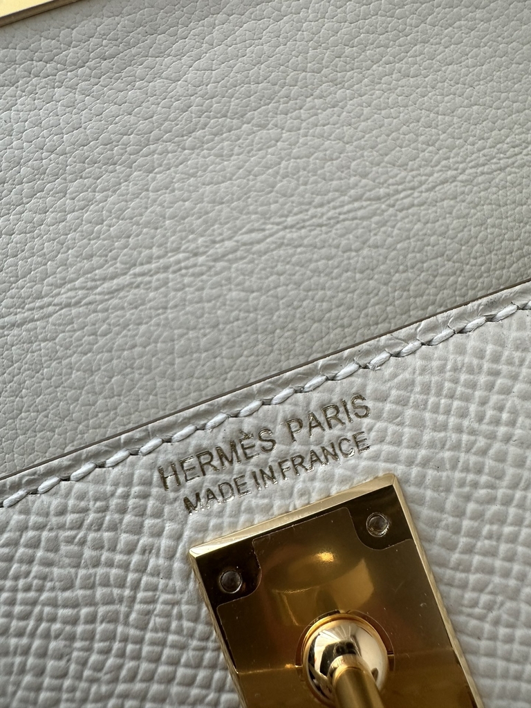 Kelly Desordre 20cm Epsom Textured Calfskin Leather CC10 Carie Milkshake White Gold Hardware