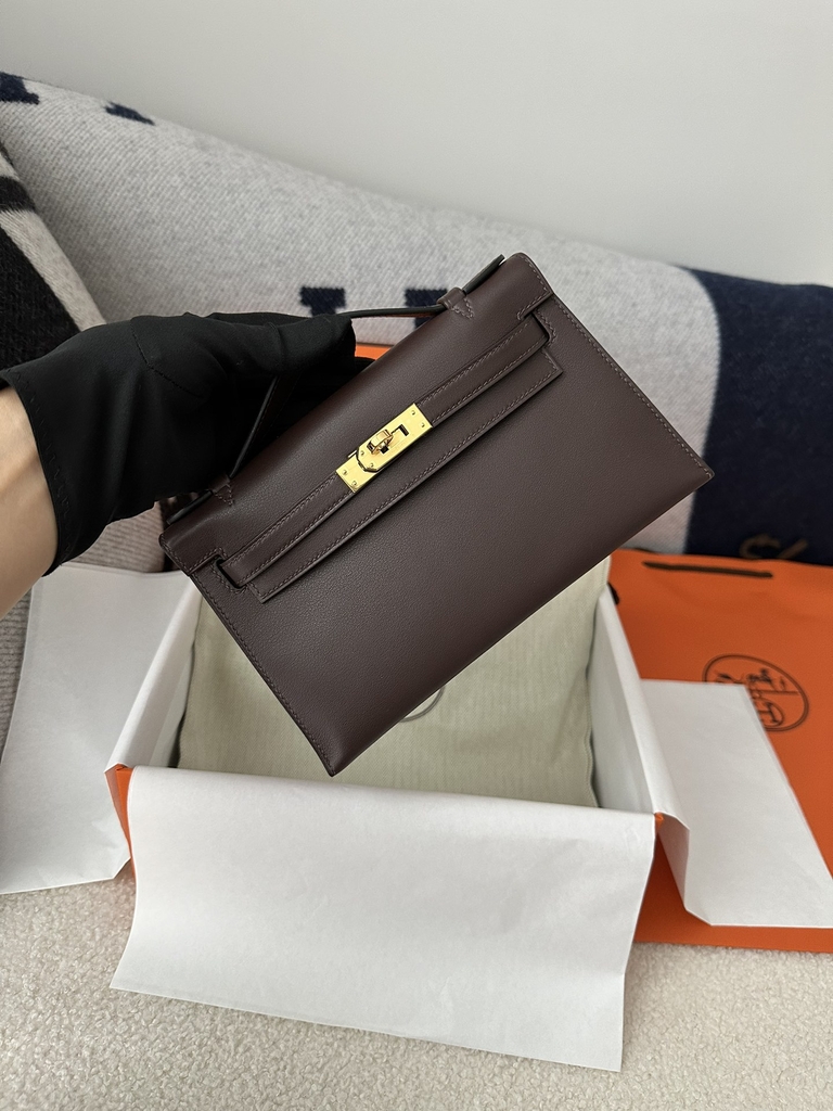 Kelly Pochette 22cm Swift Calfskin Leather CK47 Chocolate Brown Gold Hardware