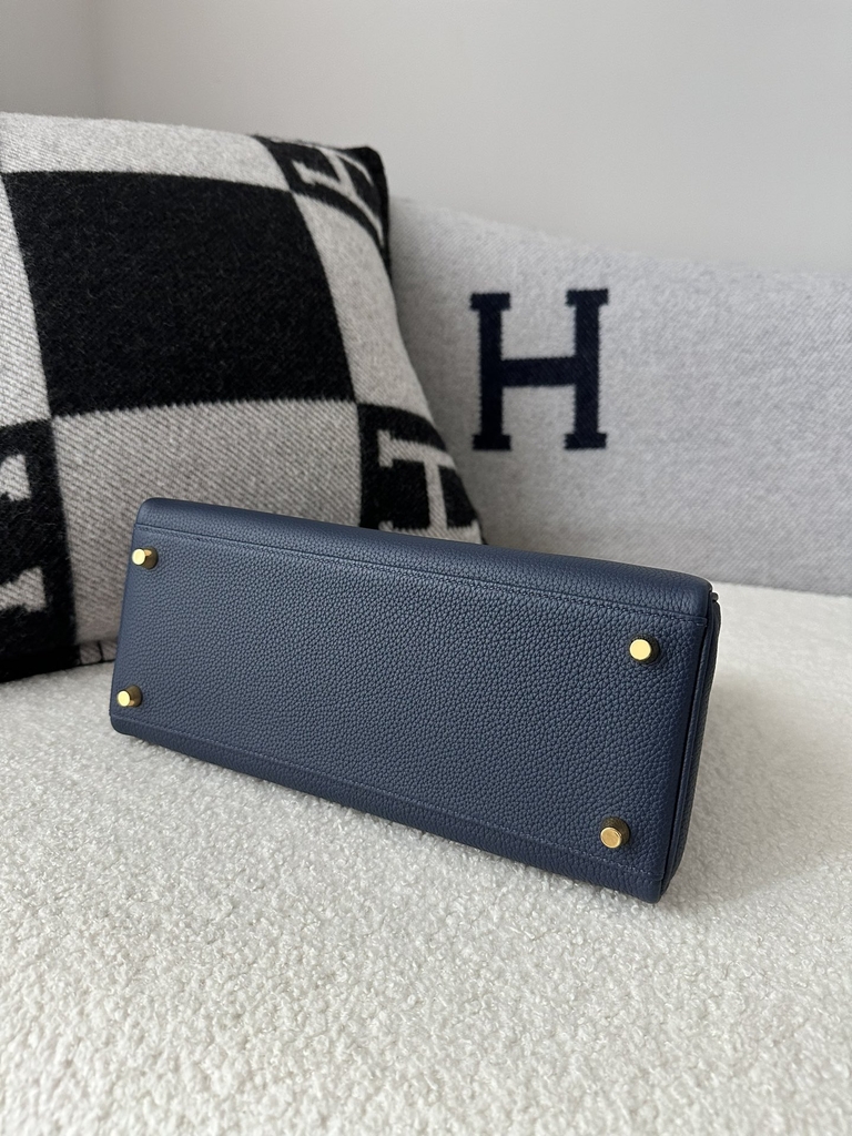 Kelly 28cm Togo Calfskin Leather CC73 Bleu Saphir Sapphire Blue Gold Hardware