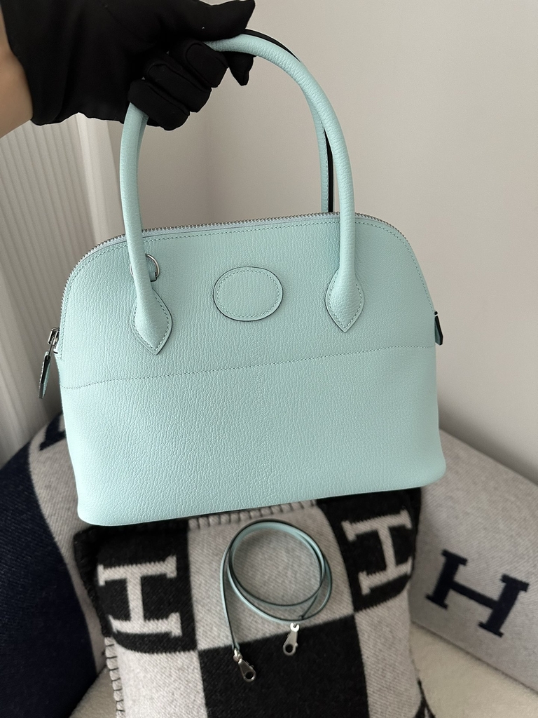Bolide 27cm Chevre Goatskin Leather U2 Bleu Zephyr Light Blue Silver Hardware