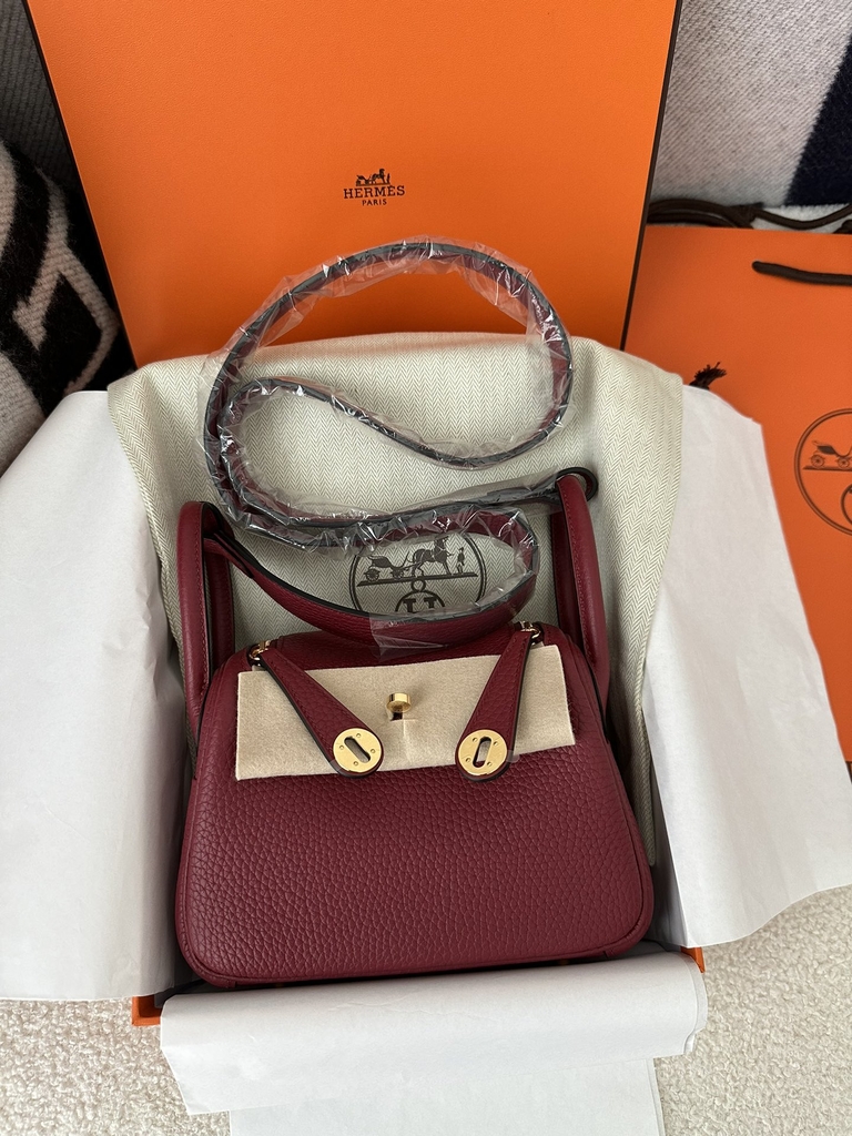 Lindy Mini TC Clemence Calfskin Leather K1 Rouge Grenade Gold Hardware