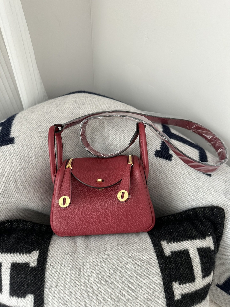 Lindy Mini TC Clemence Calfskin Leather K1 Rouge Grenade Gold Hardware