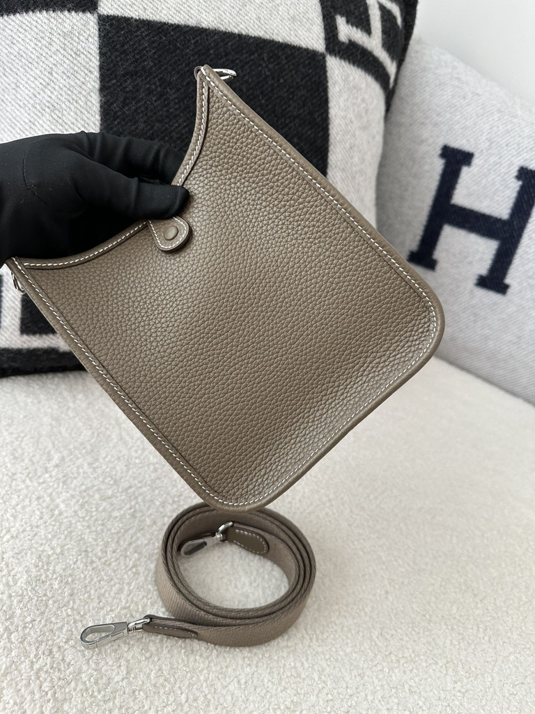 Mini Evelyne Tc Clemence CK18 Etoupe grey silver hardware