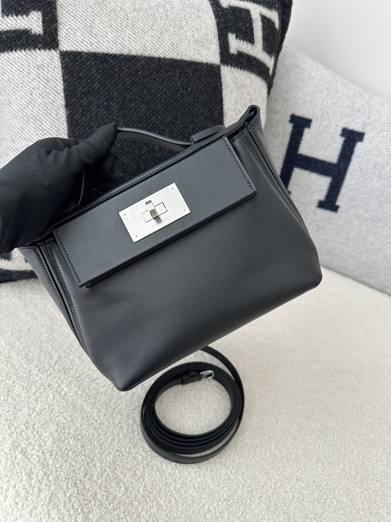 2424 mini 21cm volupto Swift CK89 Noir silver hardware