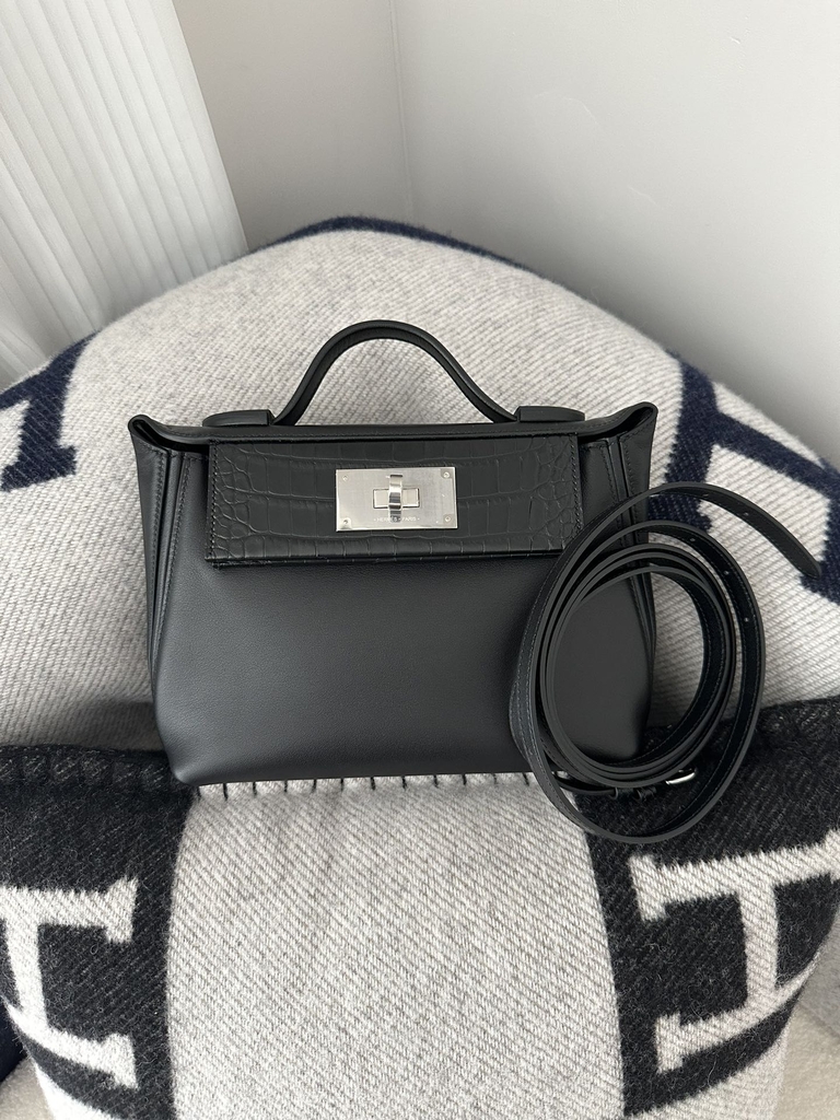 Kelly 2424 Mini 21cm Volupto Matte Alligator Bag