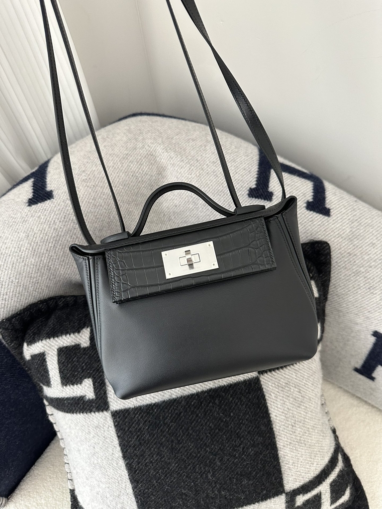 Kelly 2424 Mini 21cm Volupto Matte Alligator Bag