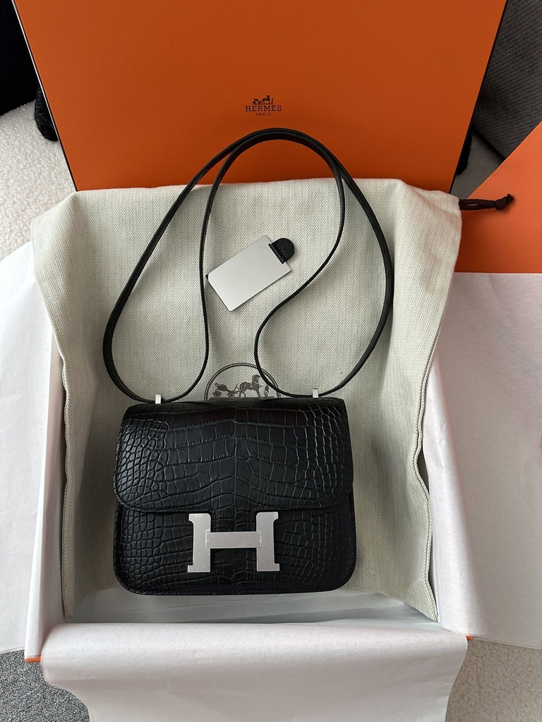 Constance 18cm HCP Matte Alligator crocodile CK89 Noir silver hardware