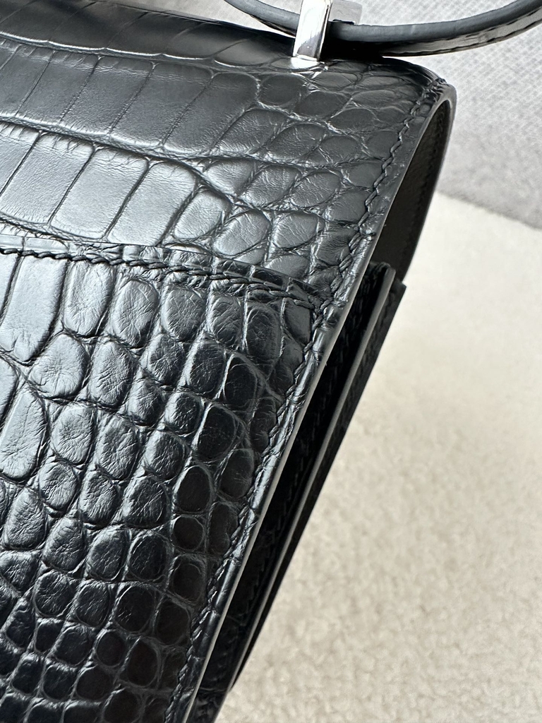 Constance 18cm HCP Matte Alligator crocodile CK89 Noir silver hardware