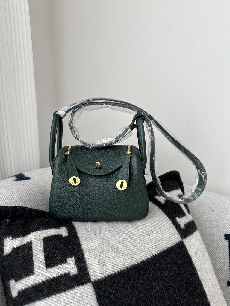 Lindy mini Tc  Clemence  6O Vert cypres  Gold  hardware
