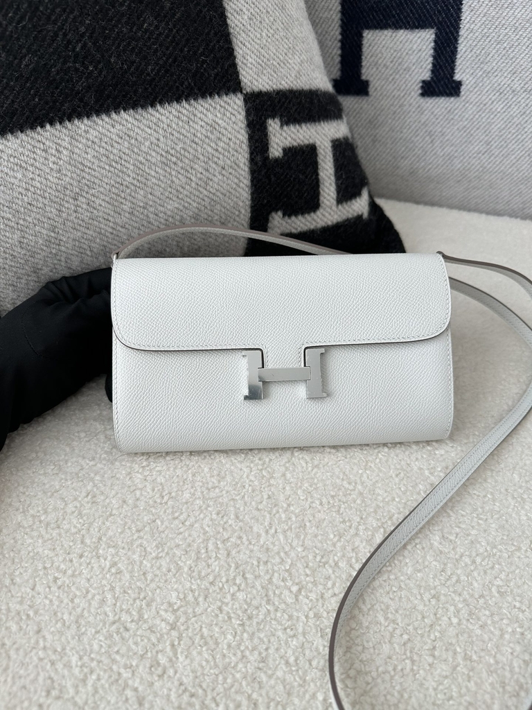 Constance to go epsom  M4  Gris pale Silver hardware