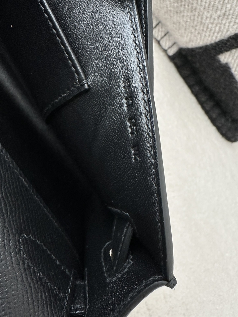 Kelly cut 31cm epsom CK89 Noir  Silver hardware