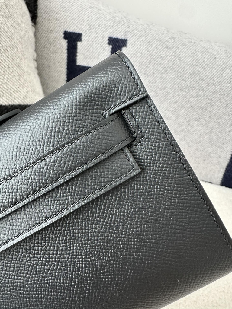 Kelly cut 31cm epsom CK89 Noir  Silver hardware