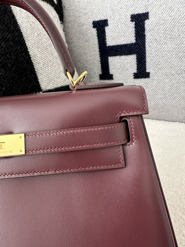 Kelly 28cm box   CC55 Rough H  Gold hardware