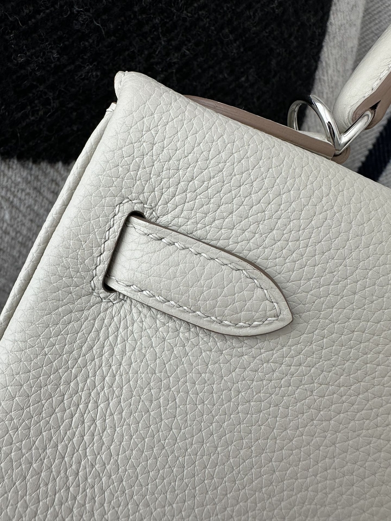 Kelly 28cm togo 8L Beton silver hardware
