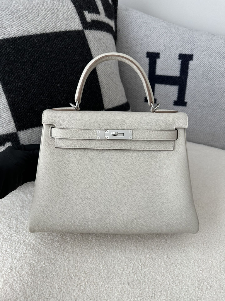 Kelly 28cm togo 8L Beton silver hardware