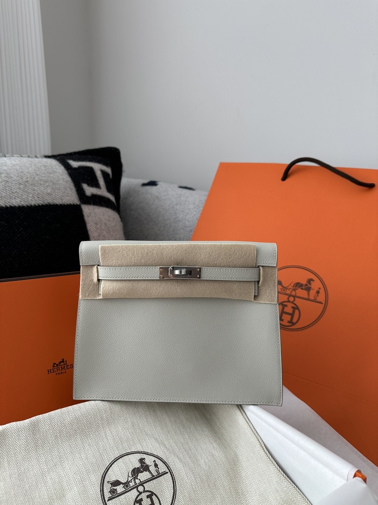 Kelly danse 22cm evercolor 80 Pearl Grey silver hardware