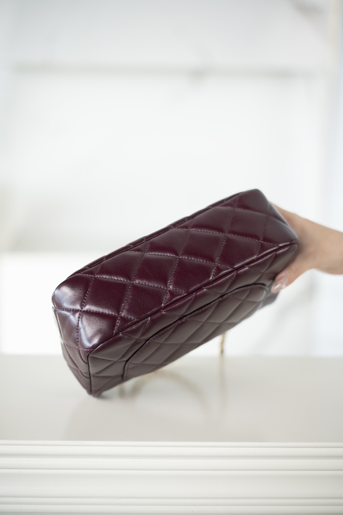 Chanel 24b Flap Bag with Chunky Chain Handle - Wine Red