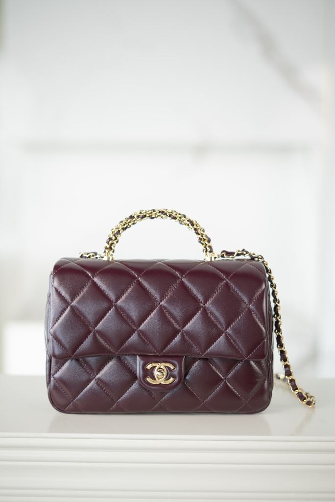 Chanel 24b Flap Bag with Chunky Chain Handle - Wine Red