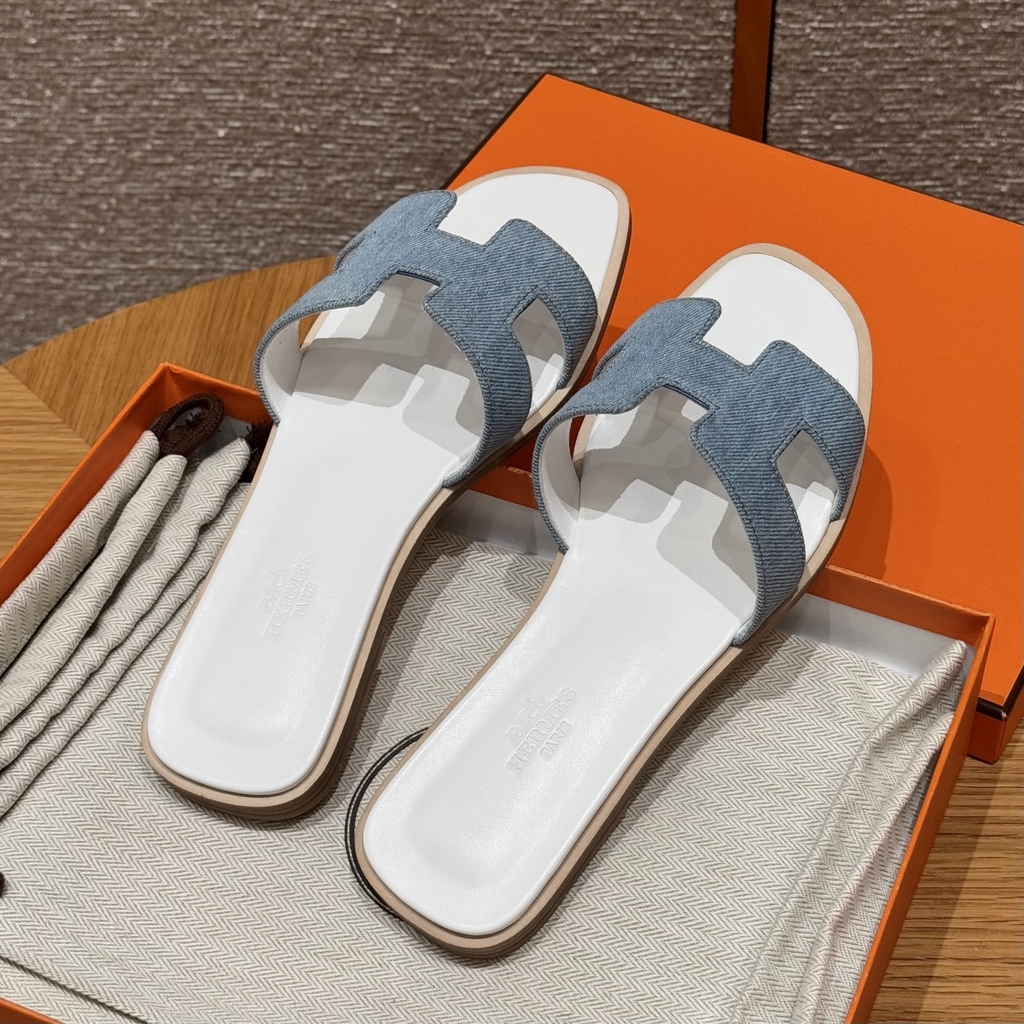 JD-450 - 181 Oran Slippers in Light Blue Denim with Genuine Leather Outsole