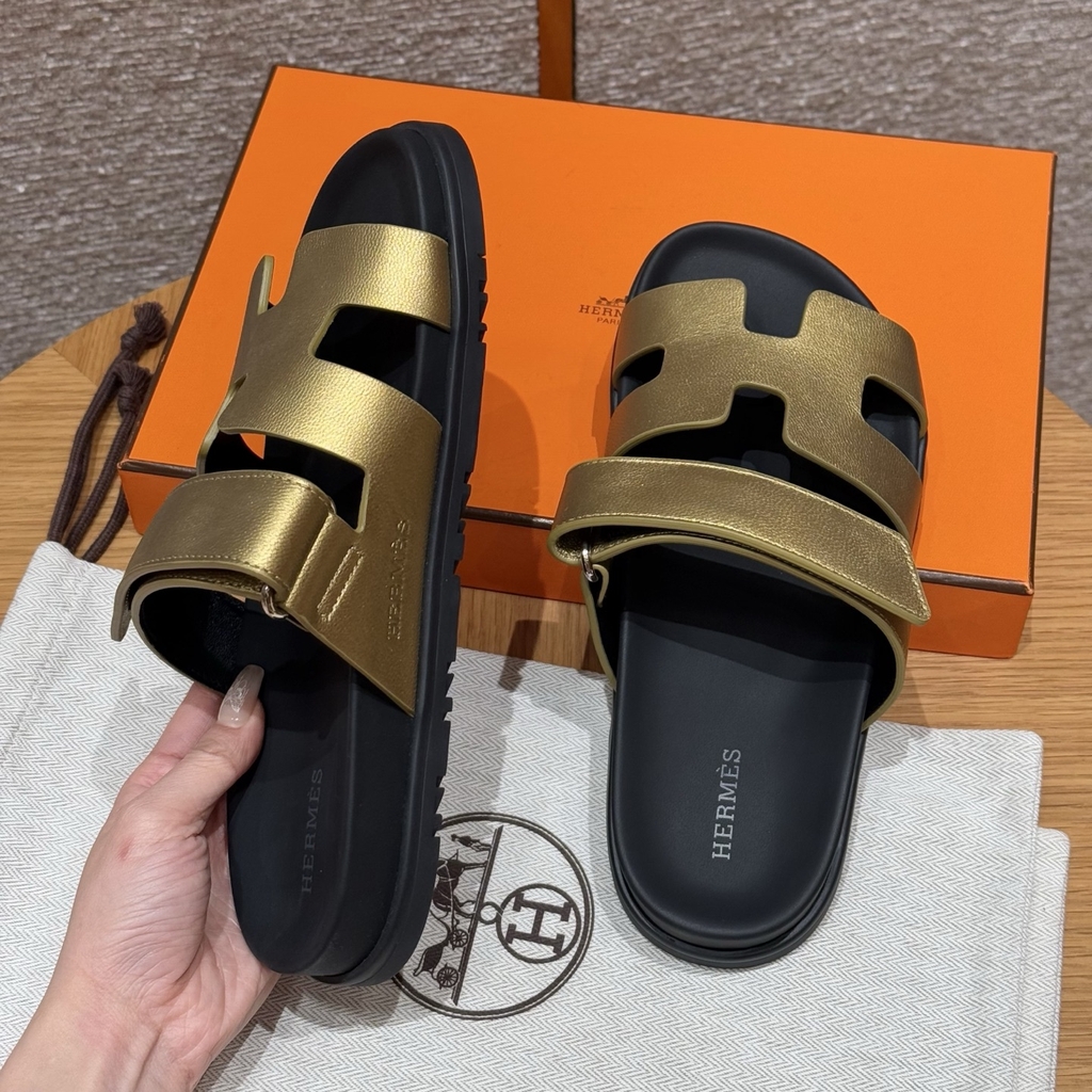JD-480 - 225 Chypre Sandals in Gold Goat Leather with Genuine Leather Outsole