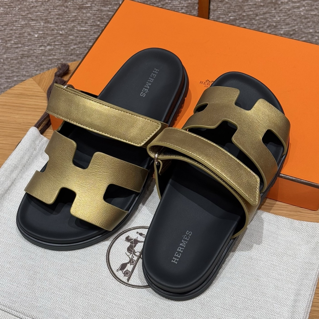 JD-480 - 225 Chypre Sandals in Gold Goat Leather with Genuine Leather Outsole