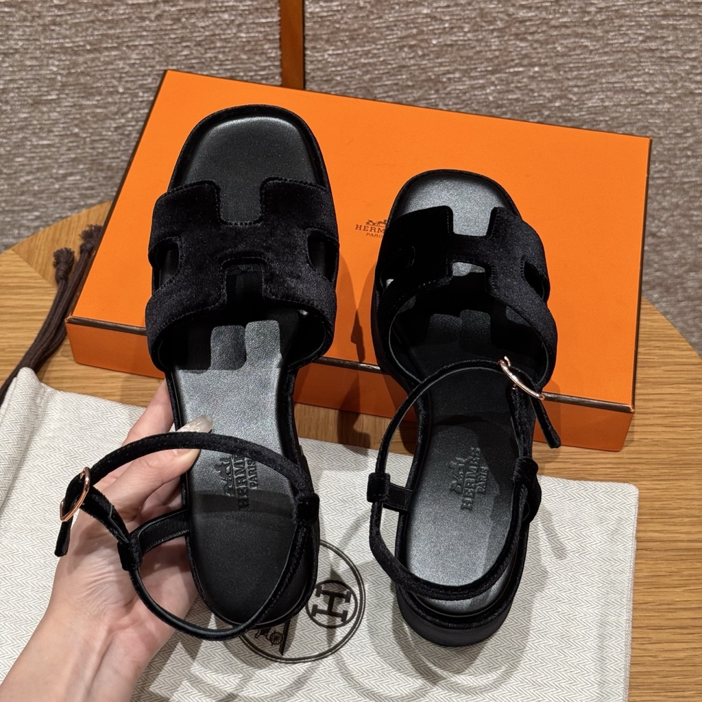 JD-580 Black Suede 7.5cm Heeled Sandals