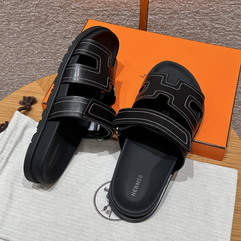 JD-620 Black Chypre Sandal - Natural Lambskin