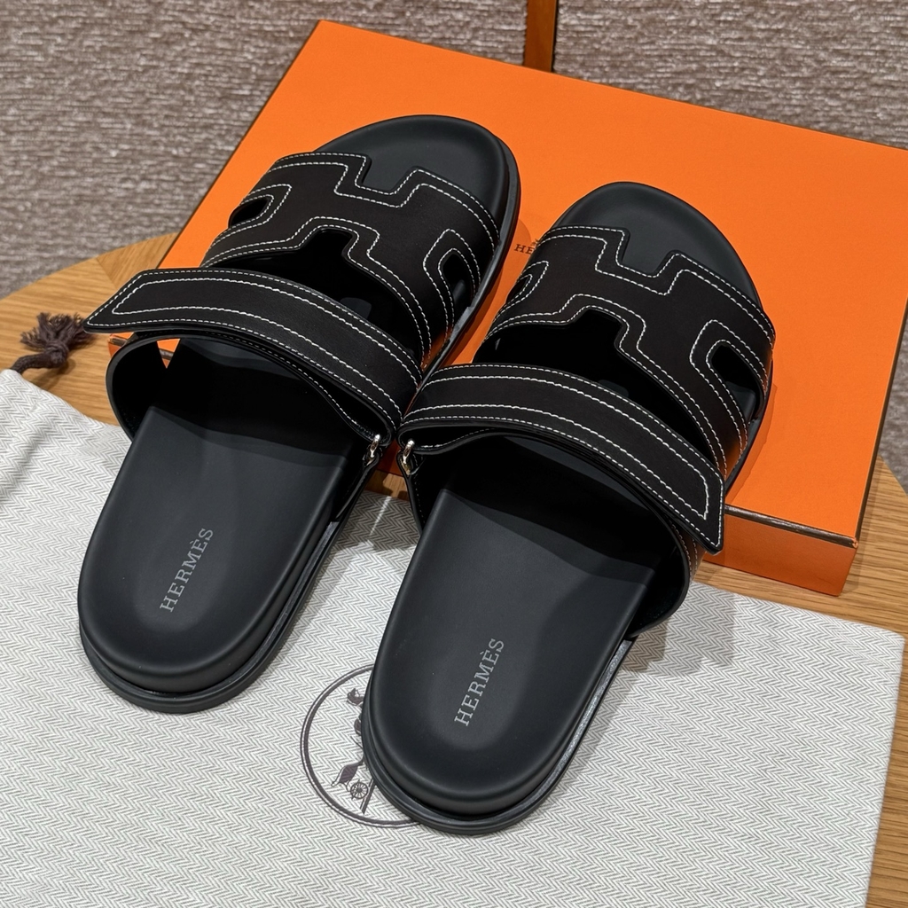 JD-620 Black Chypre Sandal - Natural Lambskin