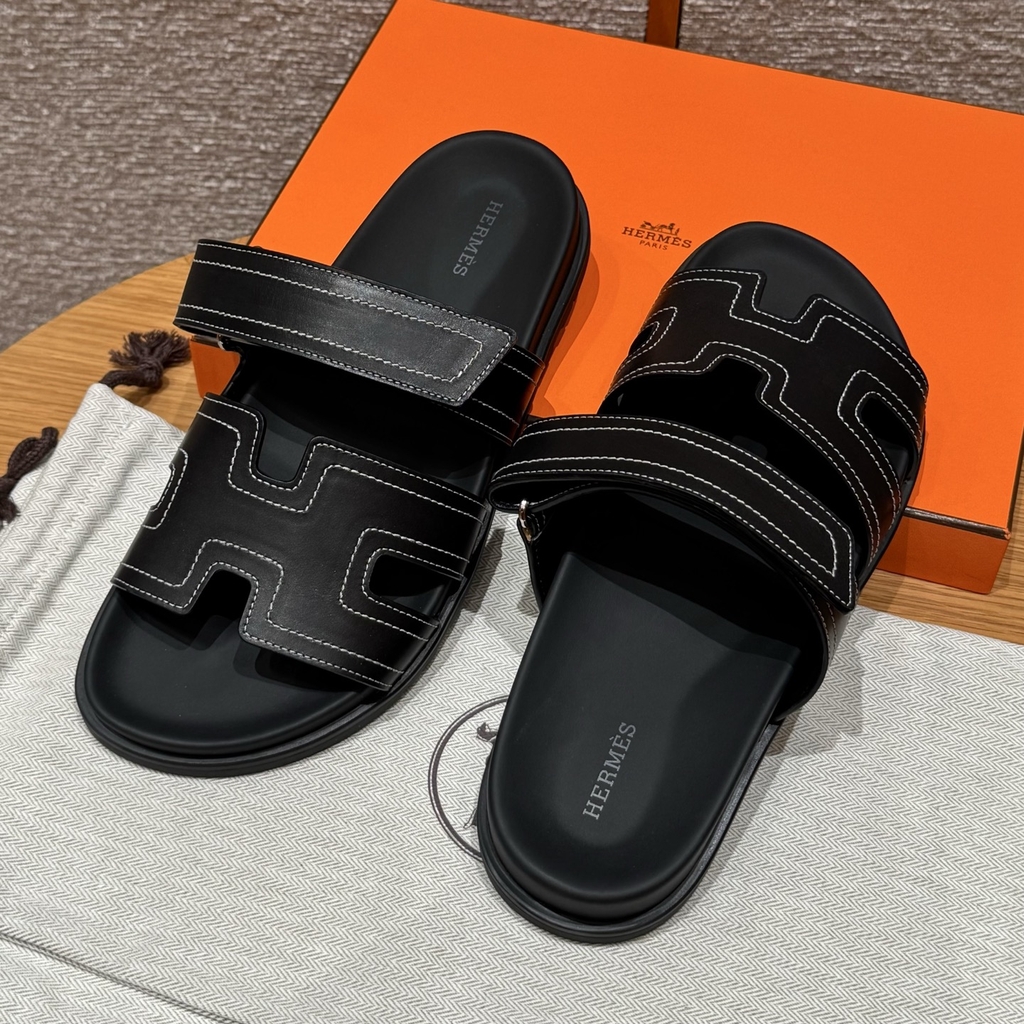 JD-620 Black Chypre Sandal - Natural Lambskin
