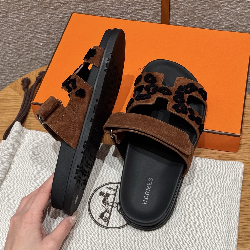 JD-480 Chypre Sandal Chamois Leather Brun Fume