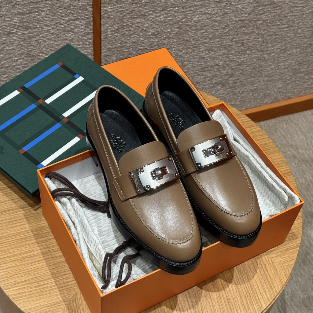 JD 680 Hot Loafer Calfskin Shoes