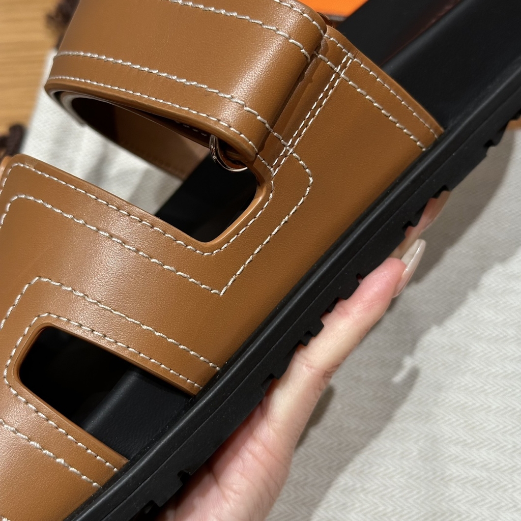 JD-620 180 Chypre Sandal Natural Lambskin