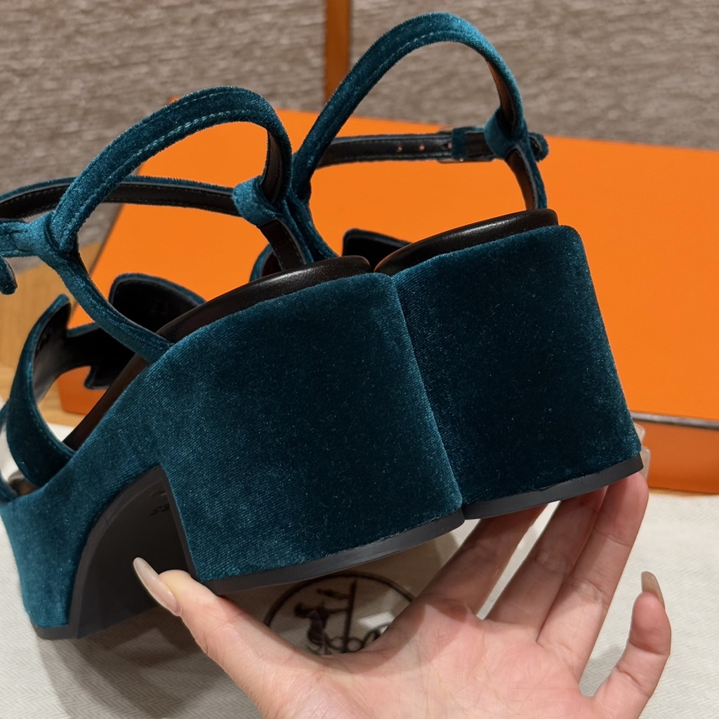 JD-580 Jam 30 Sandals Moss Green Suede