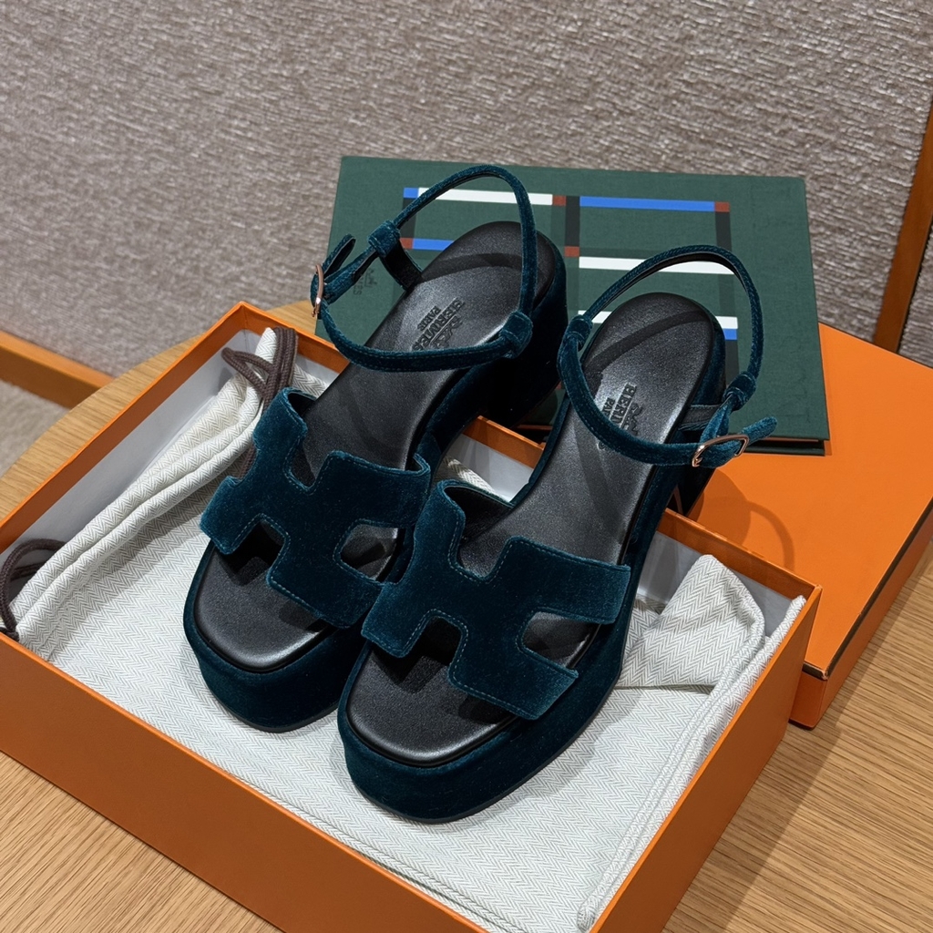 JD-580 Jam 30 Sandals Moss Green Suede