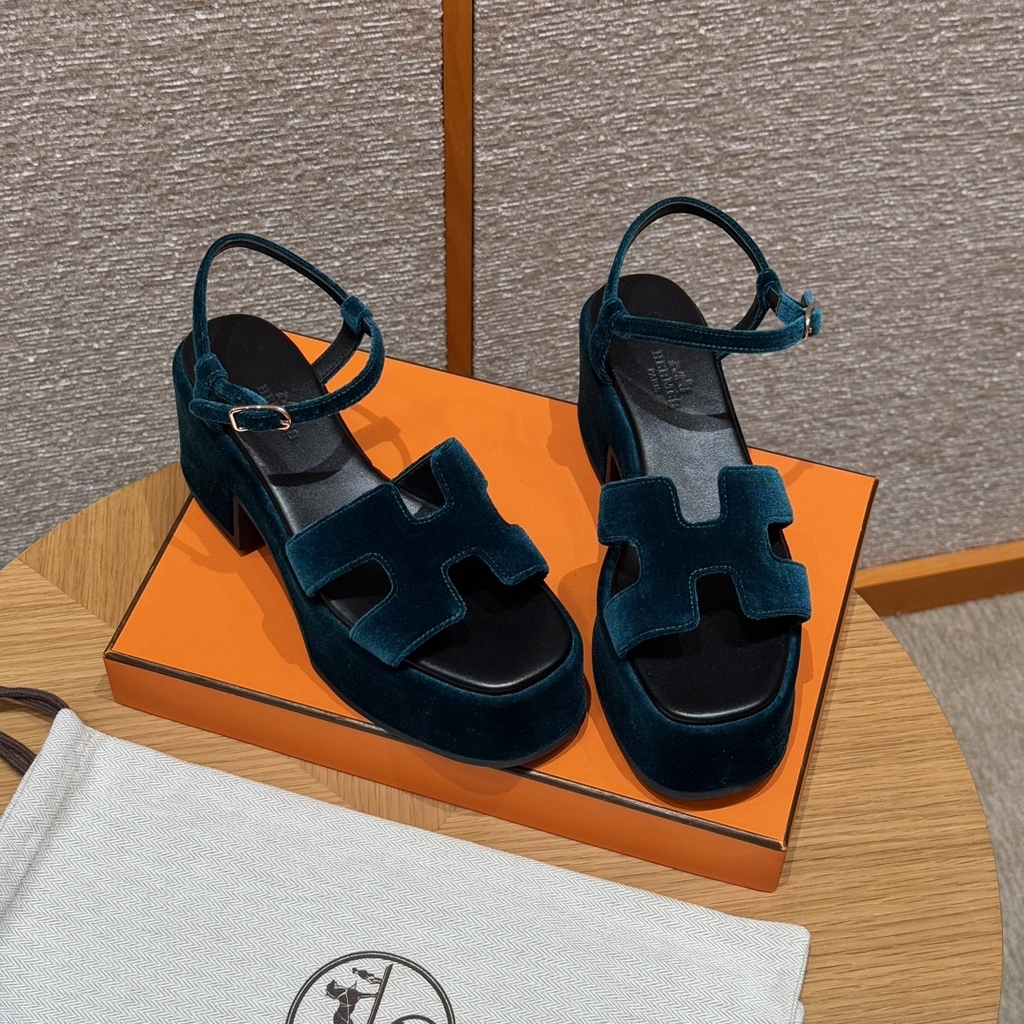 JD-580 Jam 30 Sandals Moss Green Suede