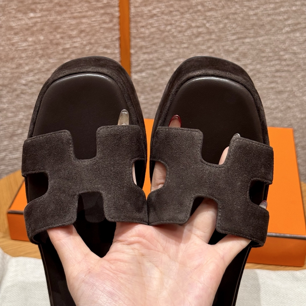 JD-580 - Jam 30 Sandals in Ebony Goat Suede with Rubber Outsole and 7.5cm Heel