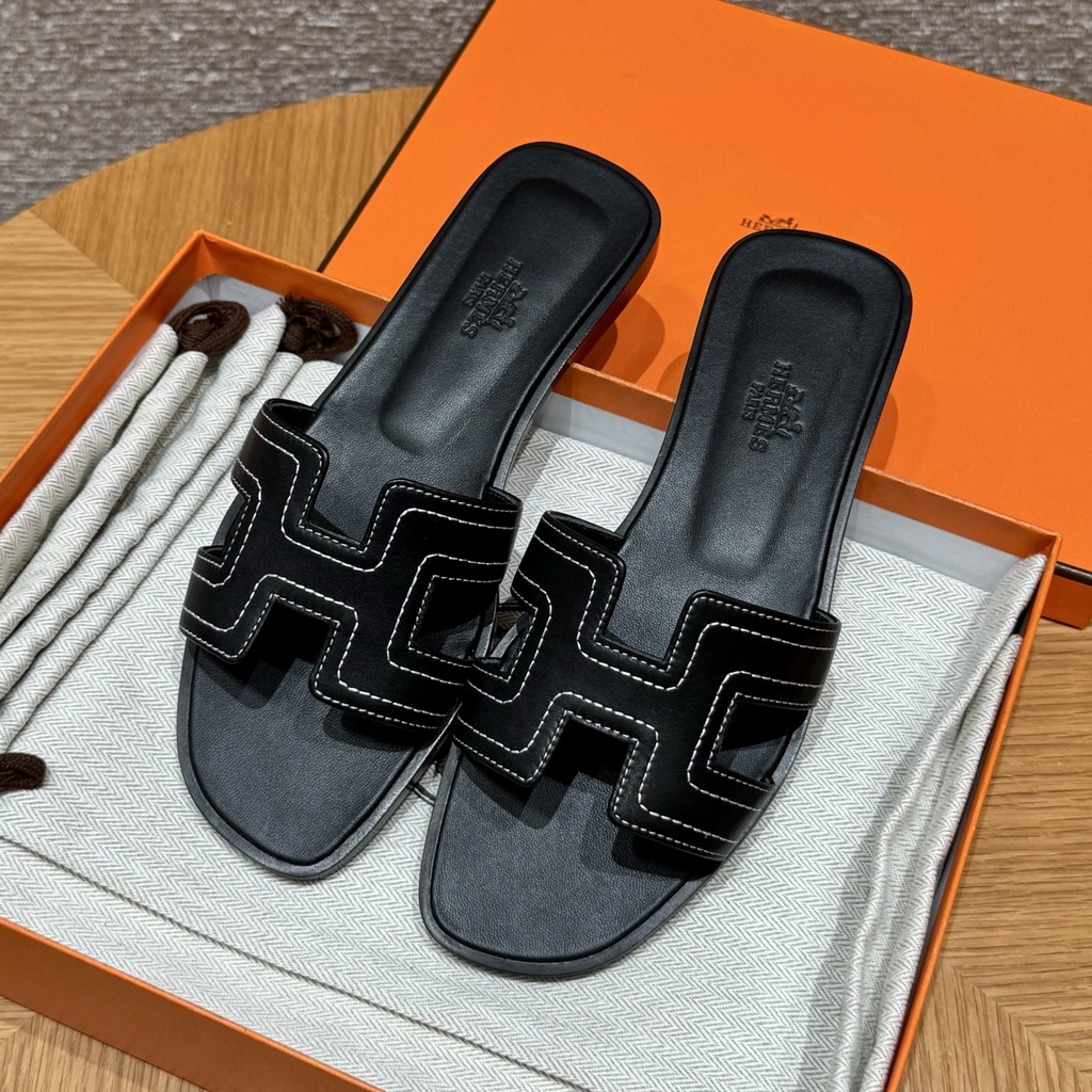 JD-450 - 181 Oran Slippers in Black (Noir) Swift Calfskin with Genuine Leather Outsole