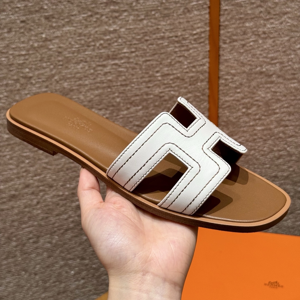 JD-450 - 181 Oran Slippers in Pure White Swift Calfskin with Genuine Leather Outsole