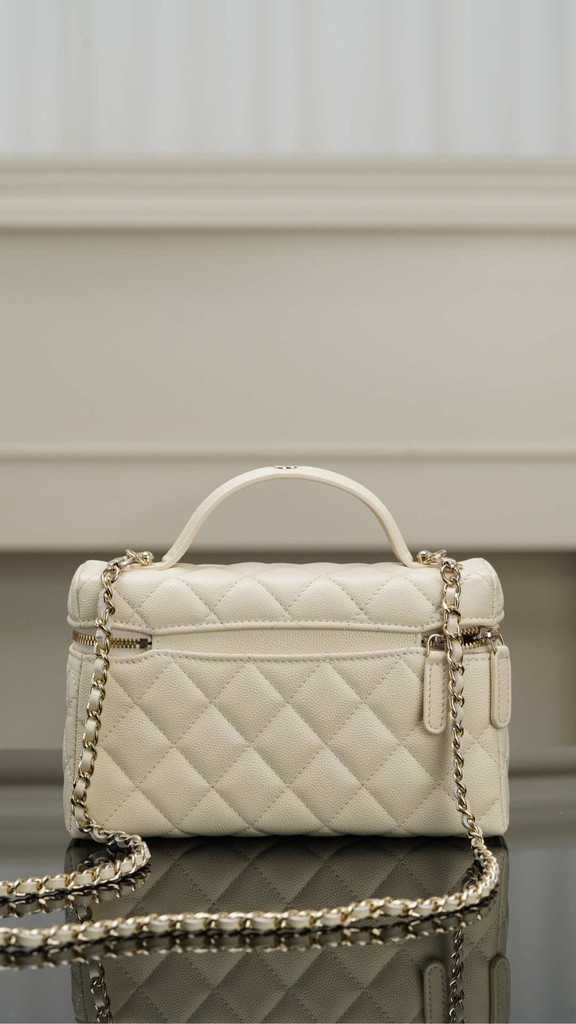 Chanel 25c Handbag Box Lychee Cowhide Cream