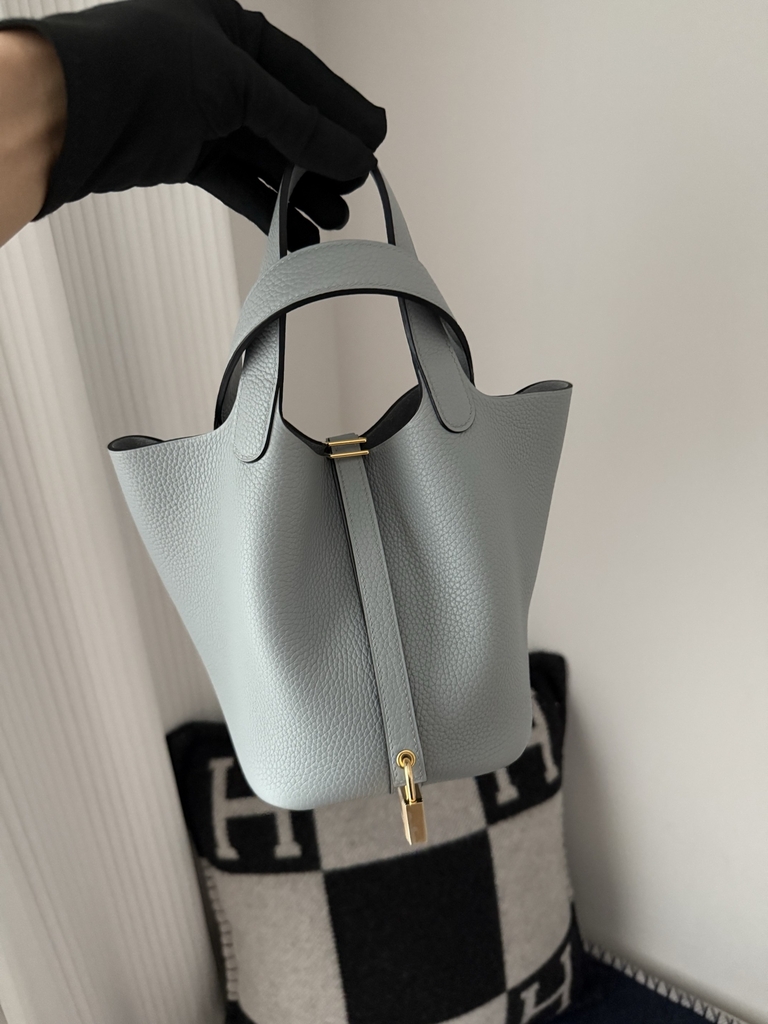 Picotin Lock 18cm Clemence Leather Tote
