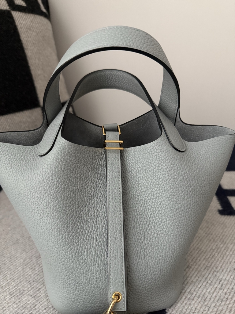 Picotin Lock 18cm Clemence Leather Tote
