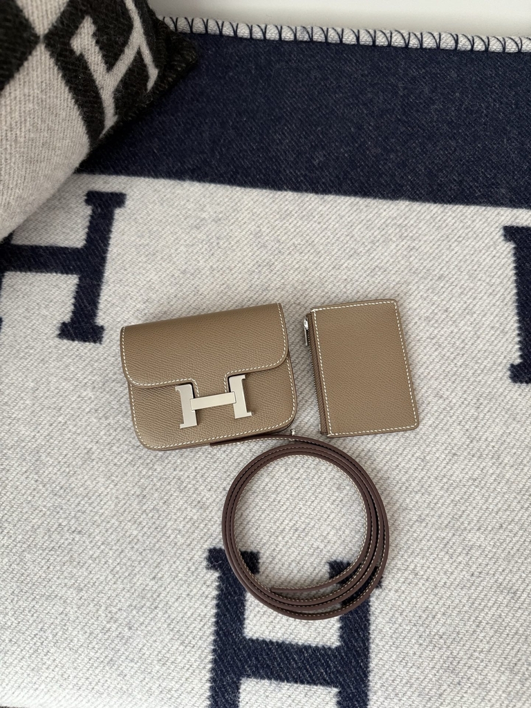 Constance Slim Card Holder Epsom Leather