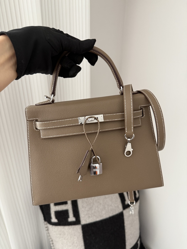 Kelly 25cm Epsom Leather Handbag in Etoupe Grey with Silver Hardware