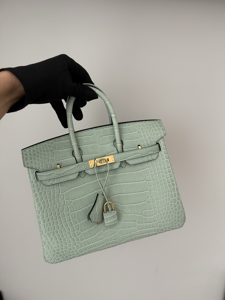 Birkin 25cm Matte Porosus Crocodile - HCP Water Dyed Vert Deau with Gold Hardware