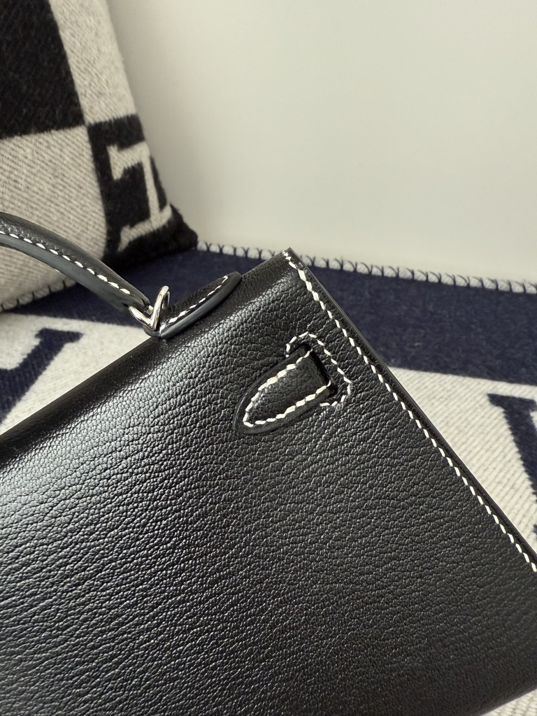 Kelly Mini II Chevre Goat Leather Black Amber